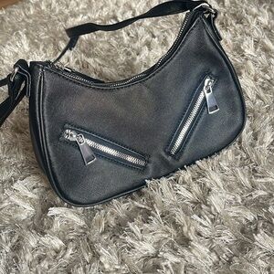 Stylish Black Shoulder Bag